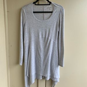 Grey maturity top